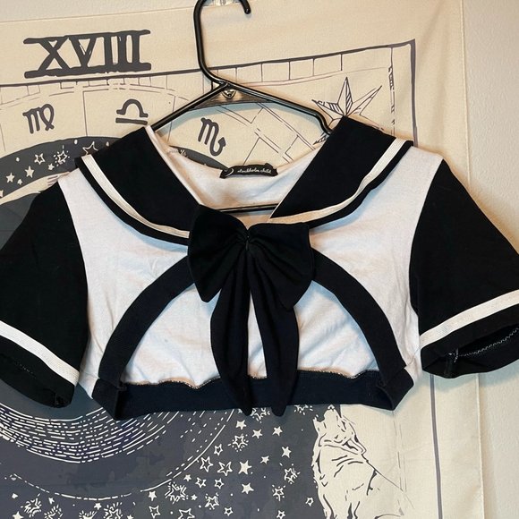 Cute Sailor Scout Shrug - Picture 1 of 2